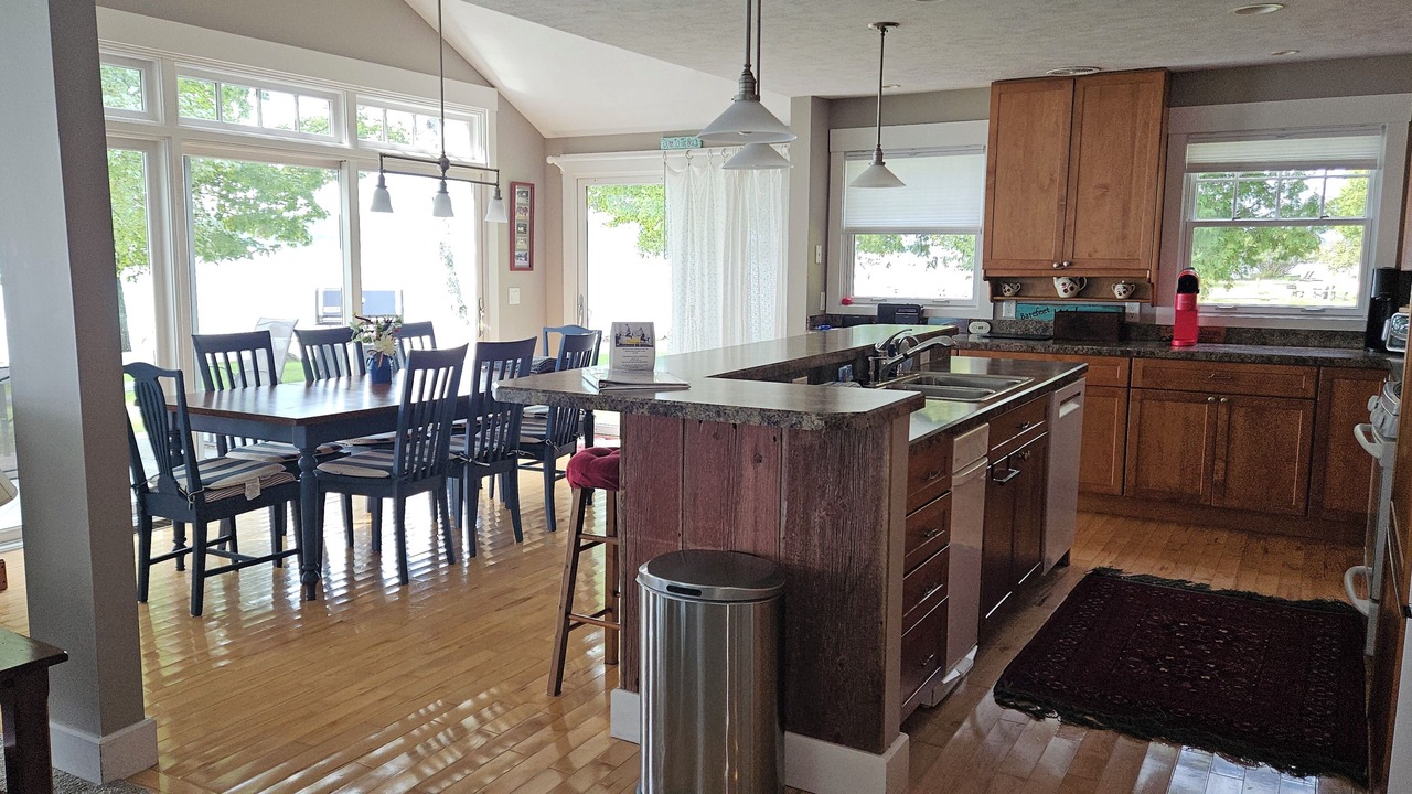 Photo of Kitchen in Maple City