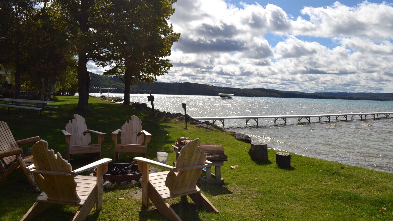 Photo of Outdoor in Maple City