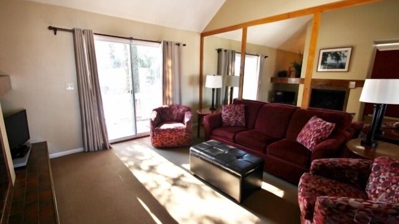 Photo of Livingroom in Chautauqua