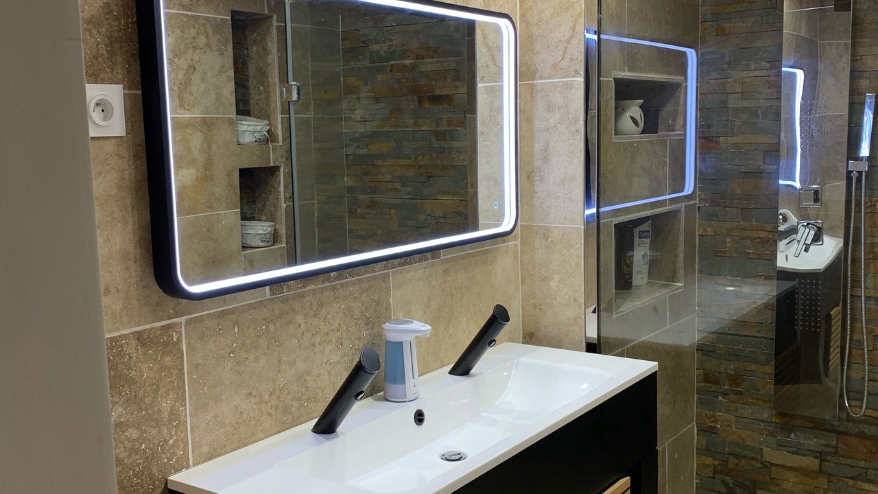 Photo of Bathroom in Le Pontet