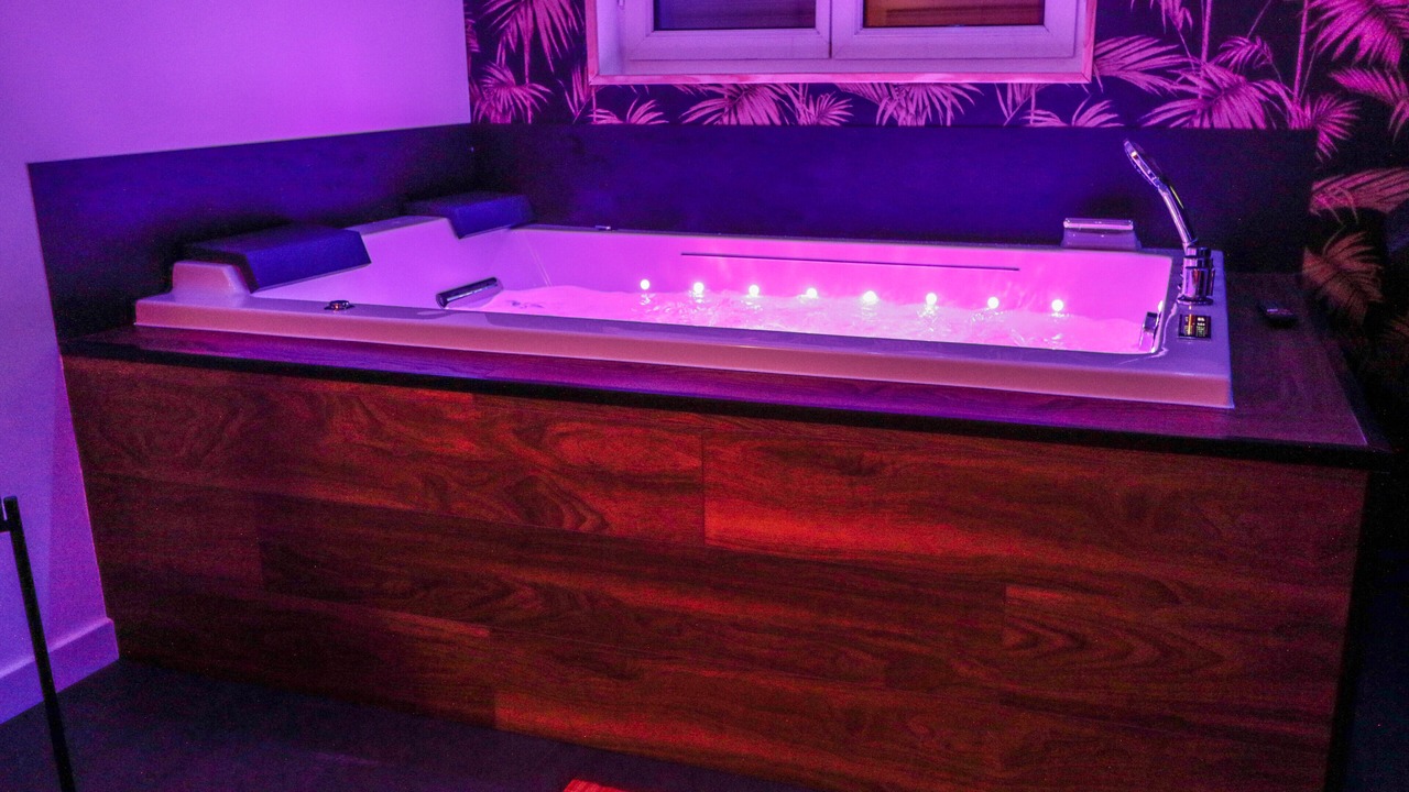 Photo of Bathroom in Pontavert