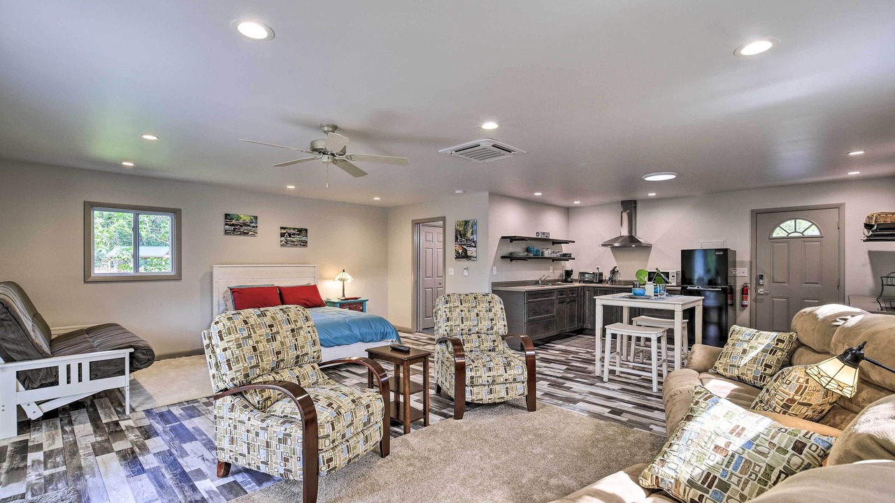 Photo of Livingroom in Elizabethton