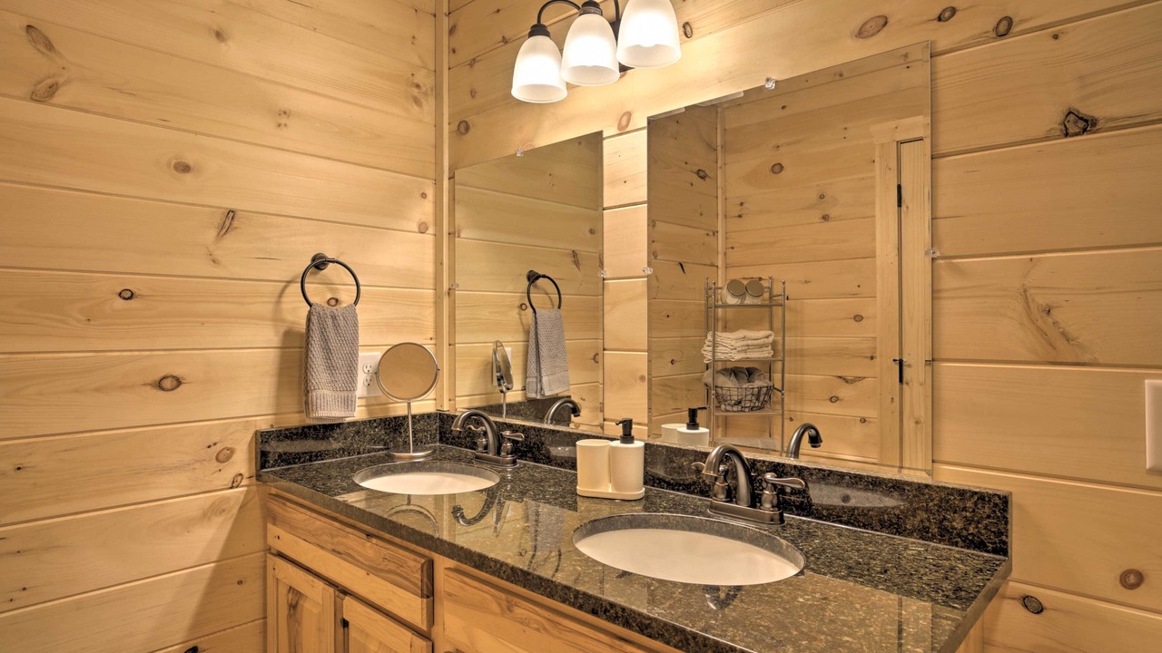 Photo of Bathroom in Murphy