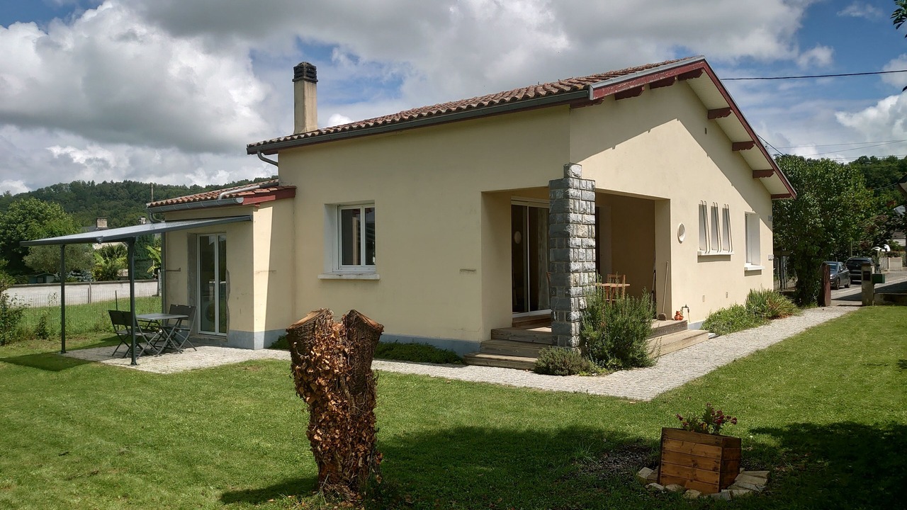 Photo of Outdoor in Antist