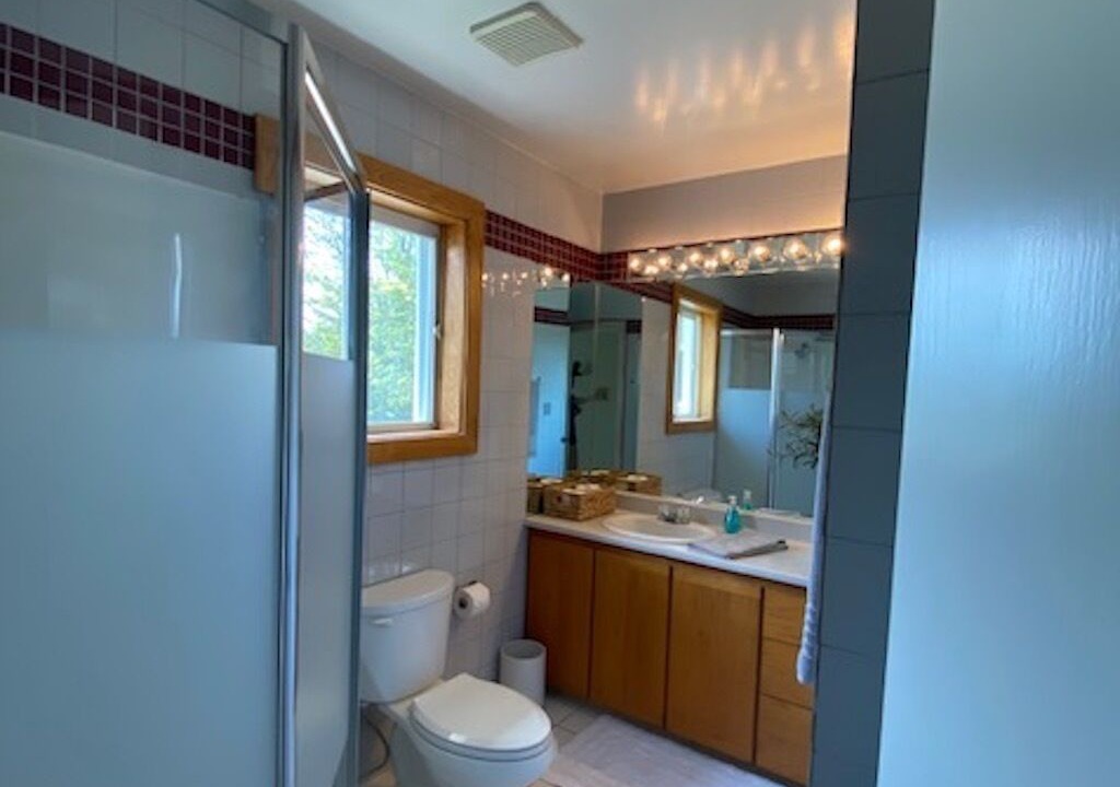 Photo of Bathroom in Garden Village