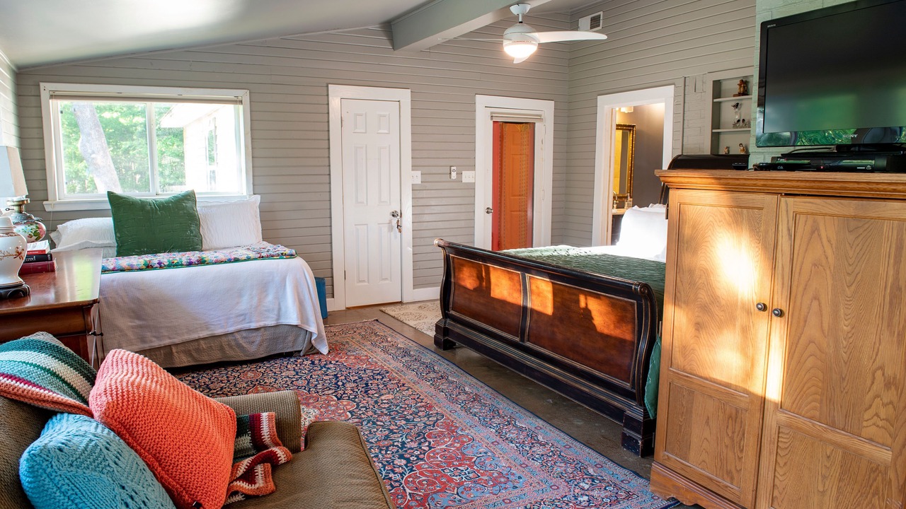 Photo of Bedroom in Miller Grove