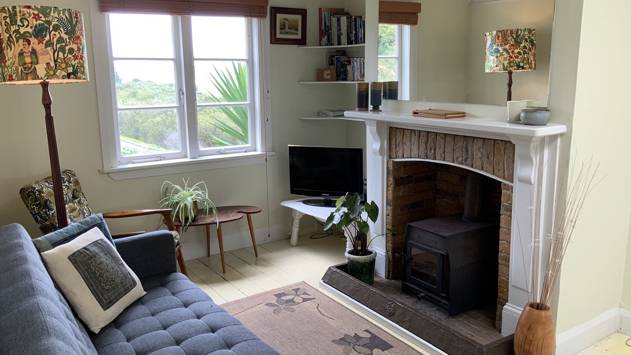 Photo of Livingroom in Kohukohu