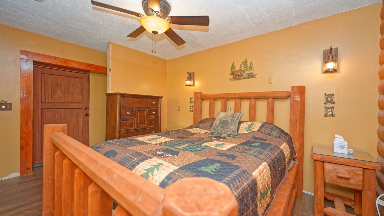 Photo of Bedroom in Lake George