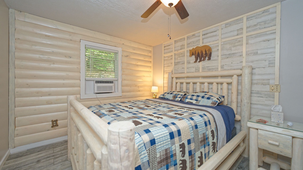 Photo of Bedroom in Lake George