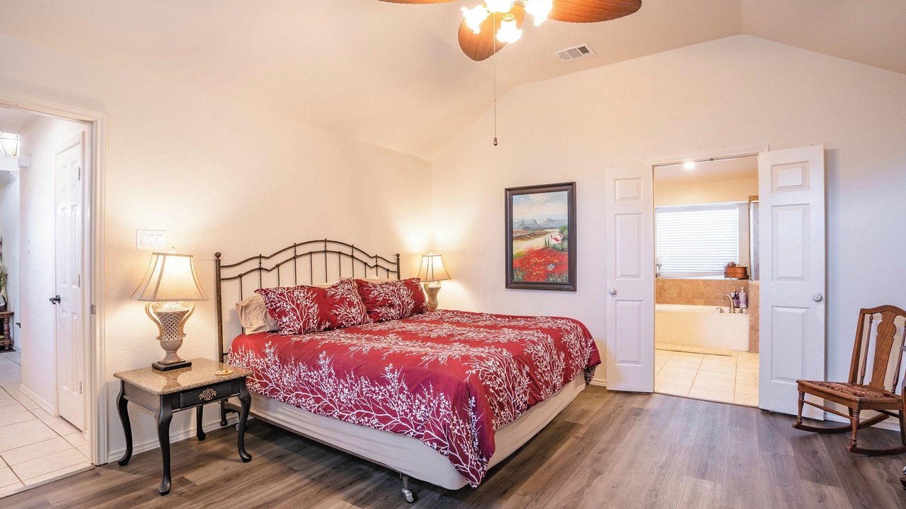 Photo of Bedroom in Allen