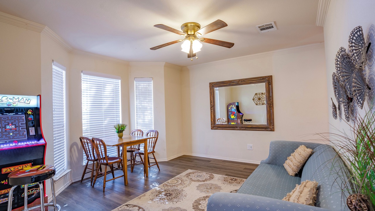 Photo of Livingroom in Allen