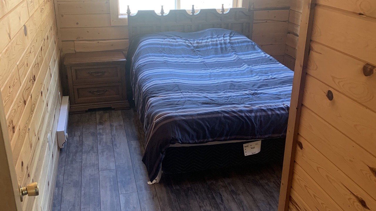 Photo of Bedroom in Four Range