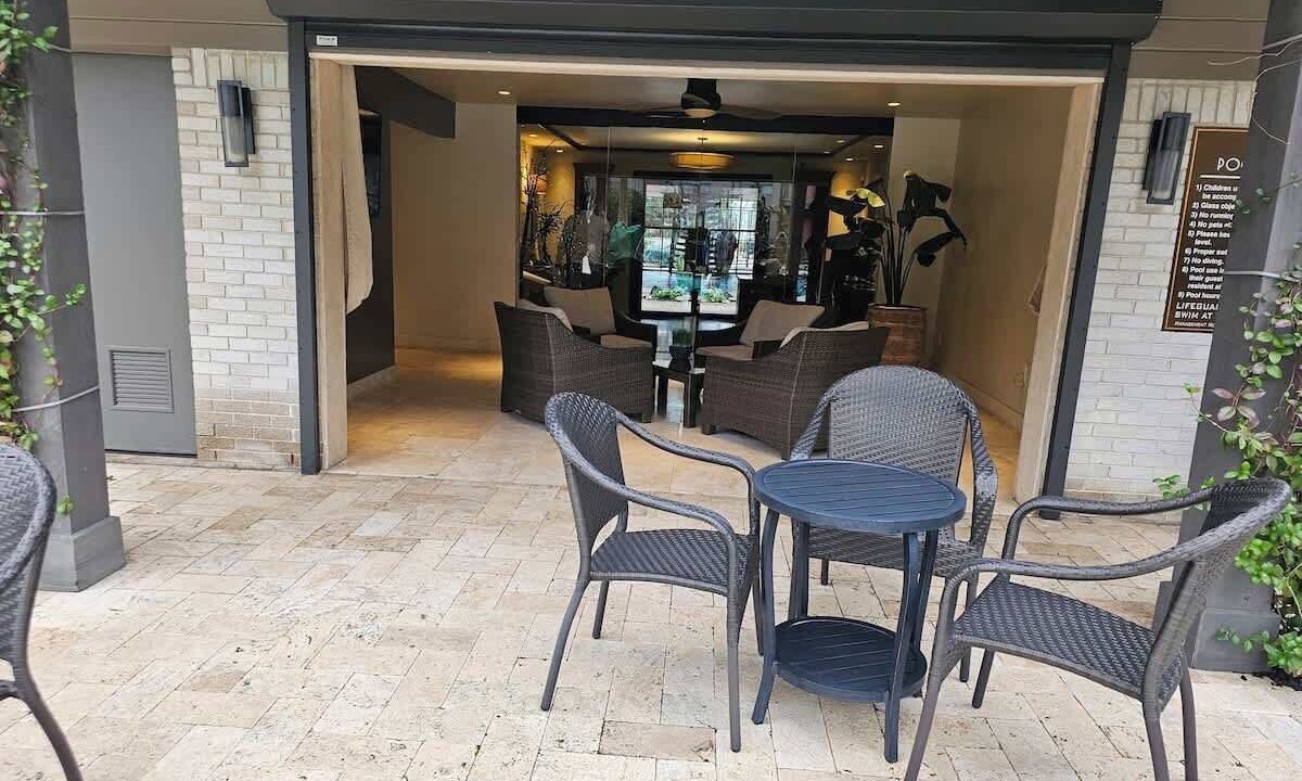 Photo of Outdoor in Uptown