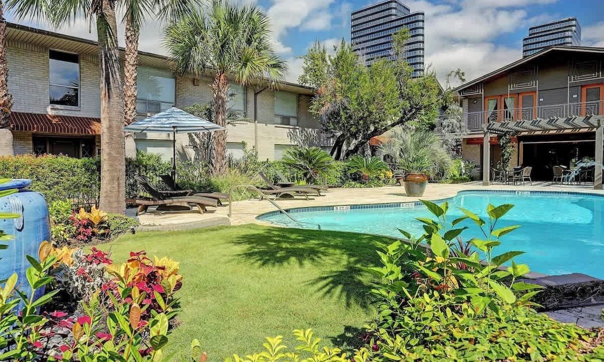 Photo of Outdoor in Uptown