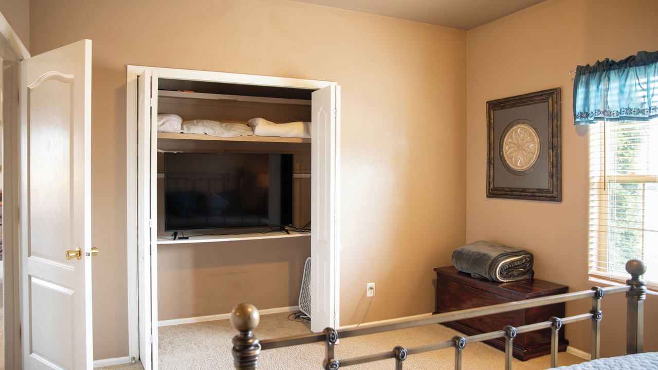 Photo of Bedroom in Montrose