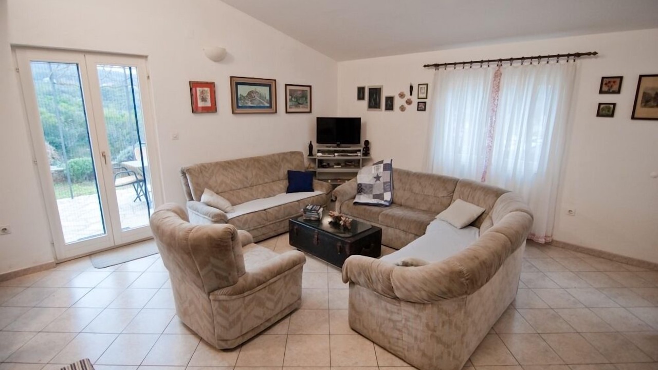 Photo of Livingroom in Necujam