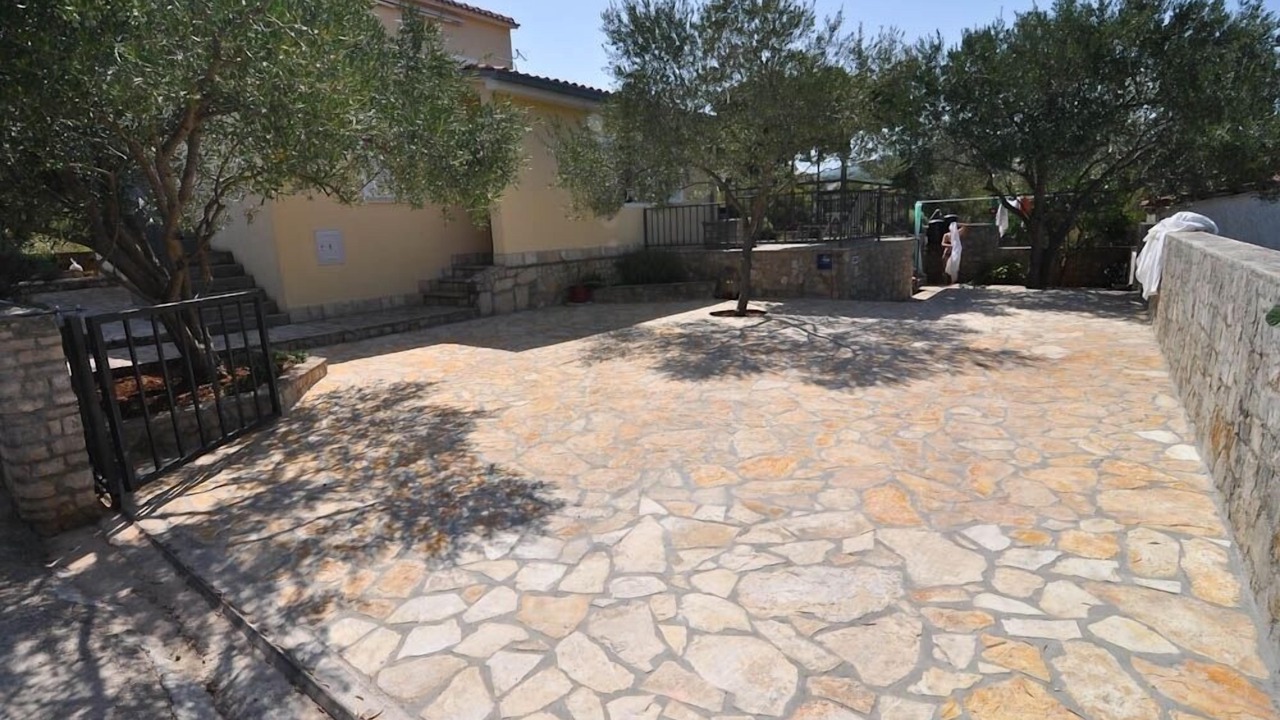 Photo of Outdoor in Necujam