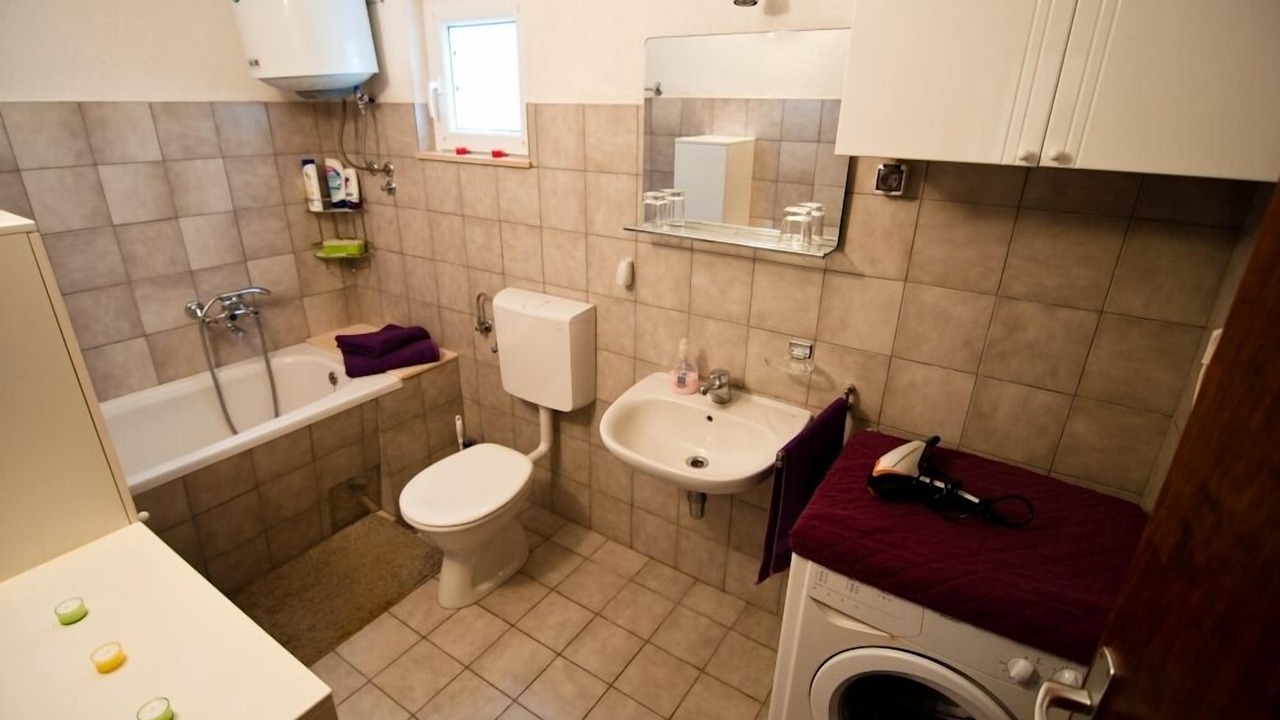 Photo of Bathroom in Necujam