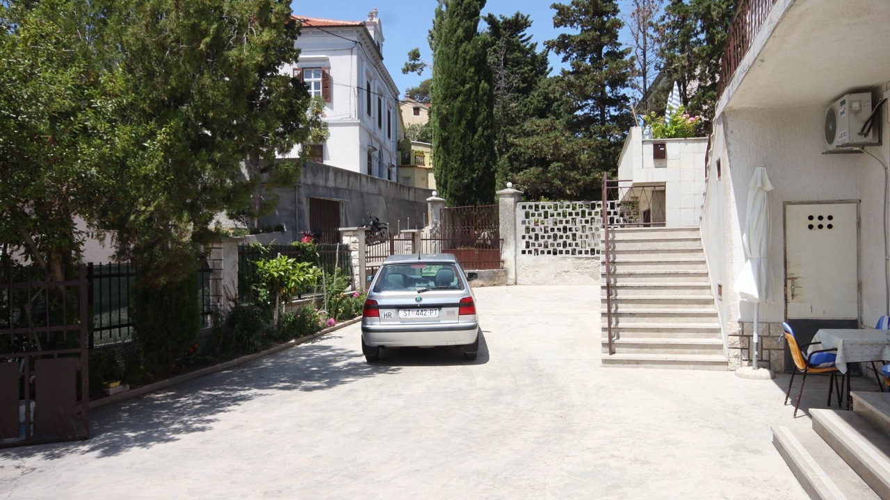 Photo of Outdoor in Cove Murtar