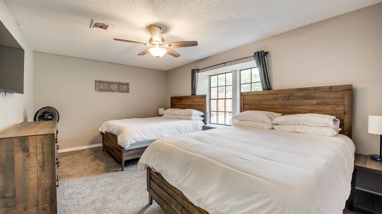 Photo of Bedroom in Lewisville