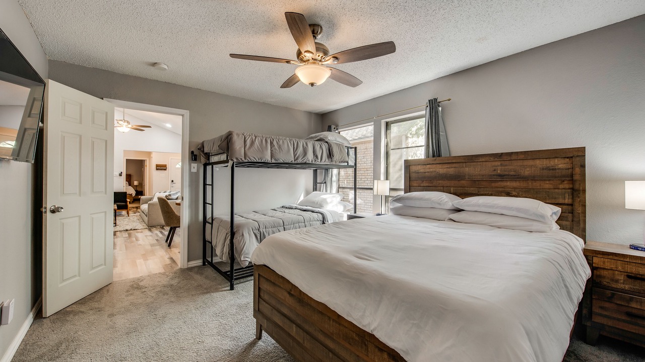 Photo of Bedroom in Lewisville