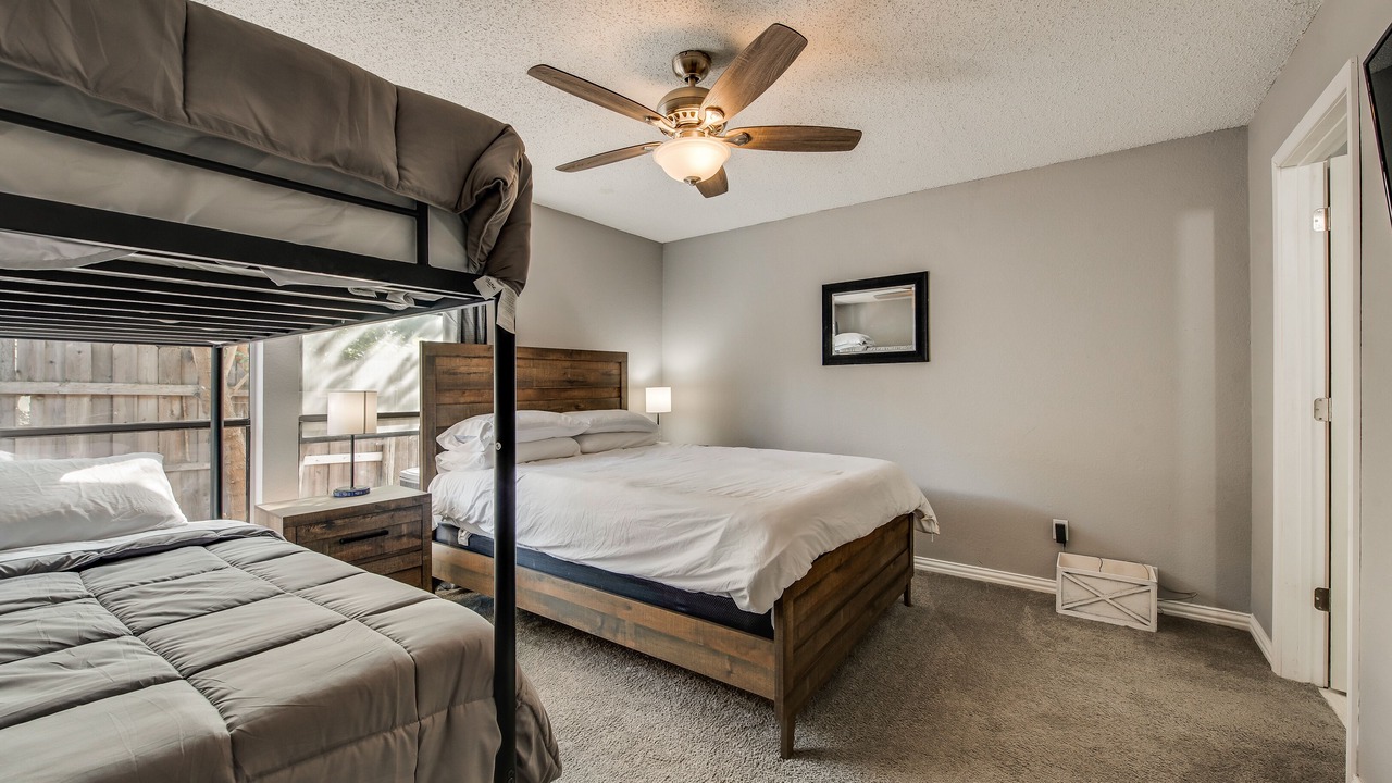 Photo of Bedroom in Lewisville