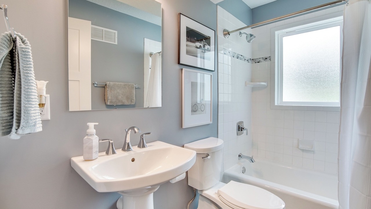 Photo of Bathroom in Emporia