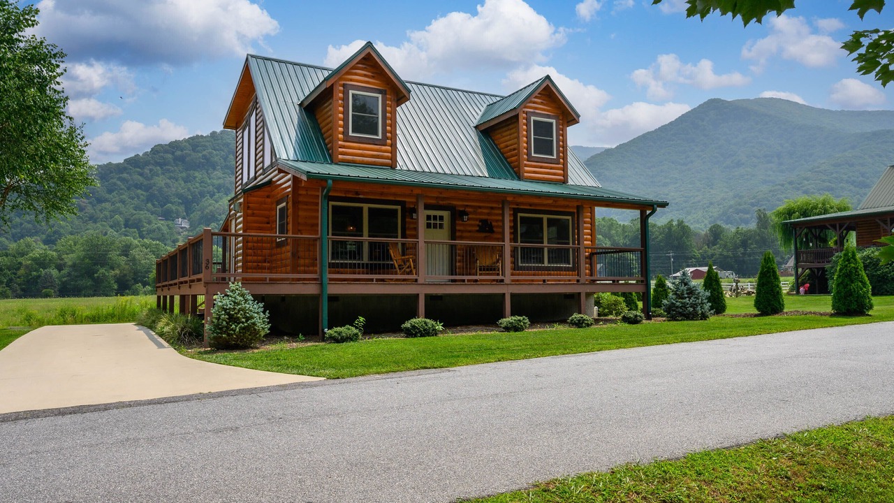 Photo of Others in Maggie Valley
