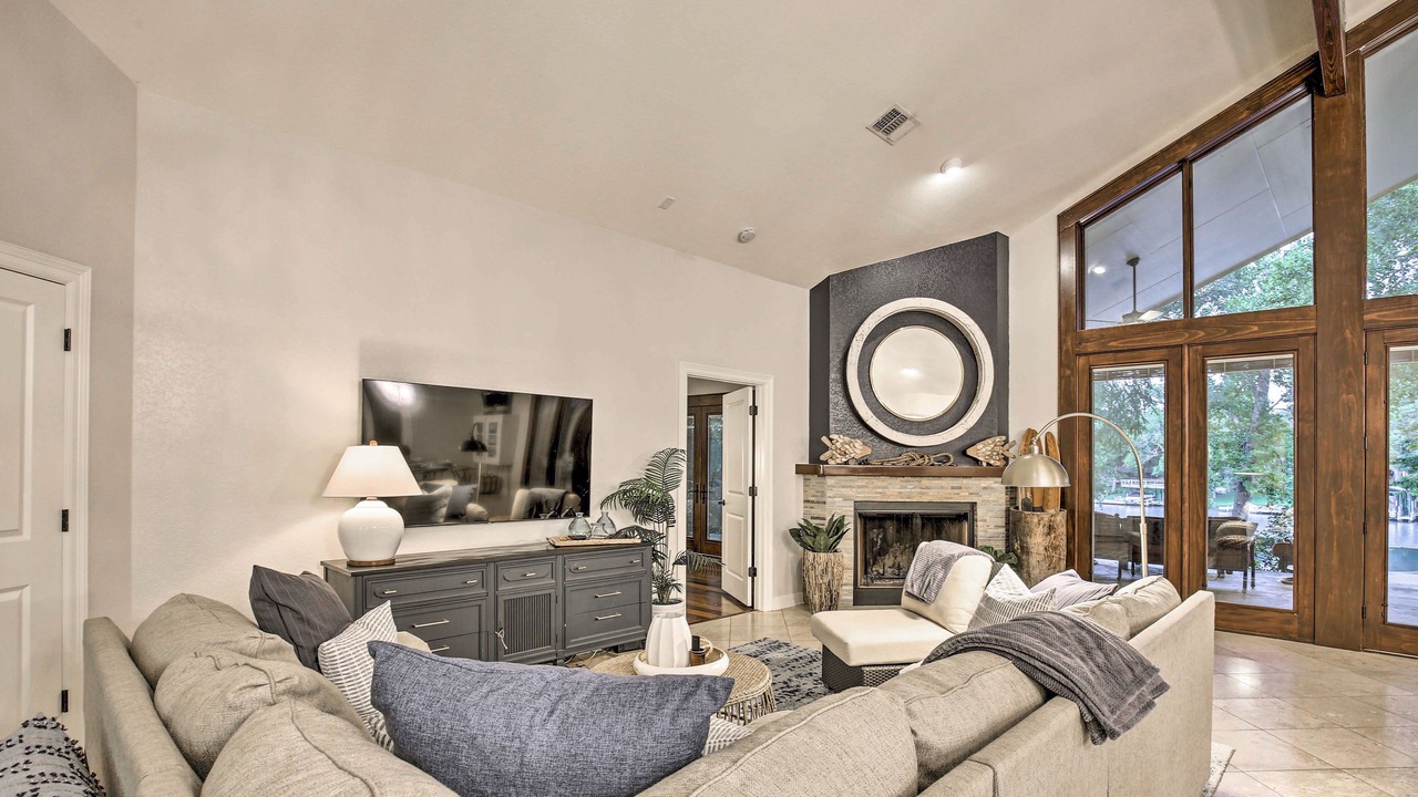 Photo of Livingroom in Seguin