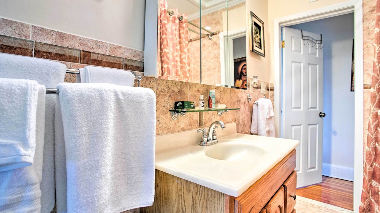 Photo of Bathroom in Park Hill