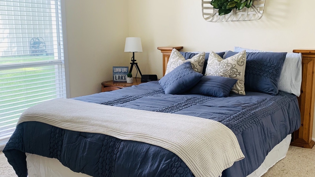 Photo of Bedroom in Graford