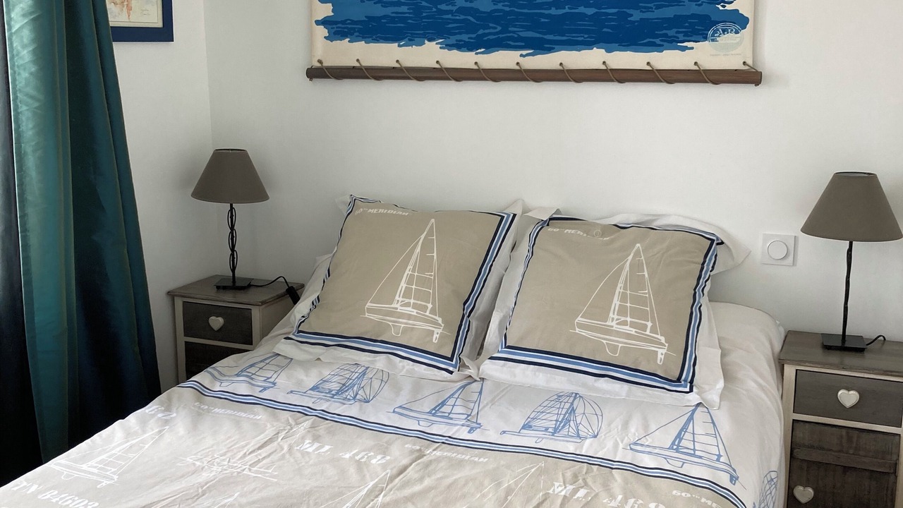 Photo of Bedroom in Plouneour-Trez