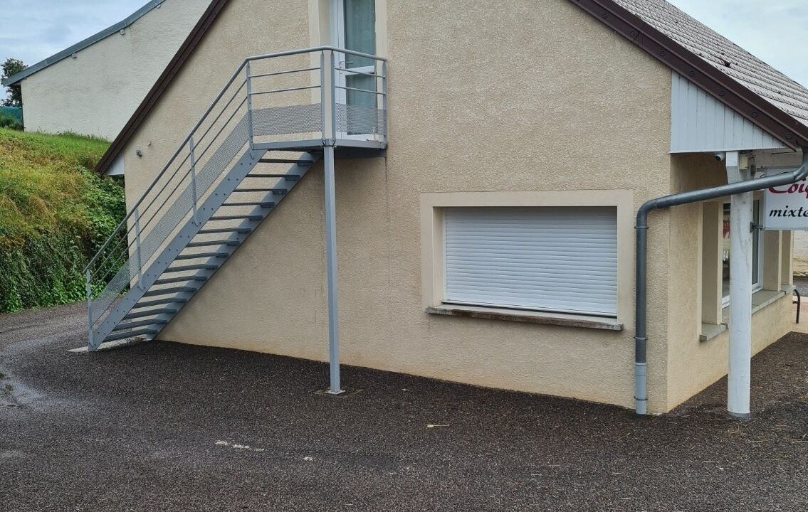 Photo of Outdoor in Vauconcourt-Nervezain