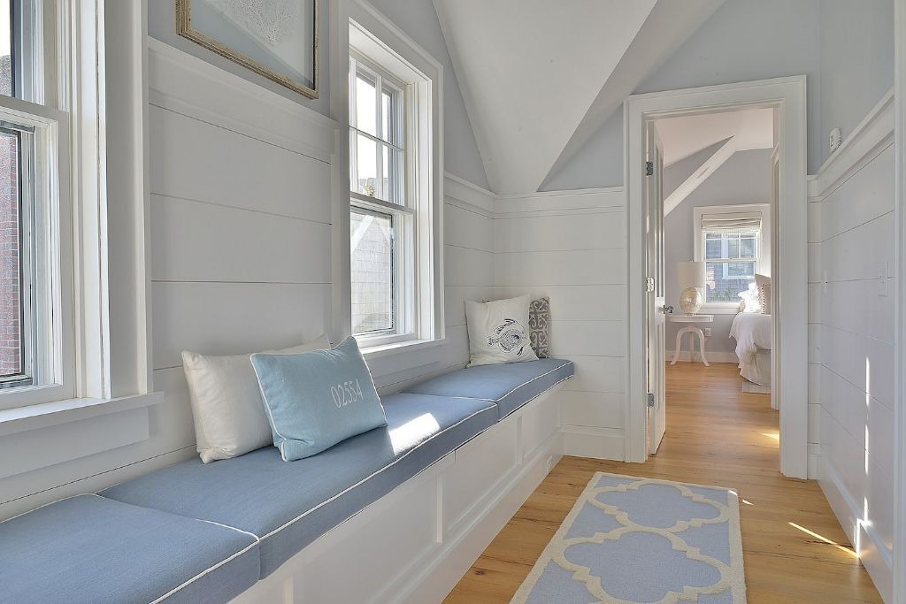 Photo of Others in Nantucket Town