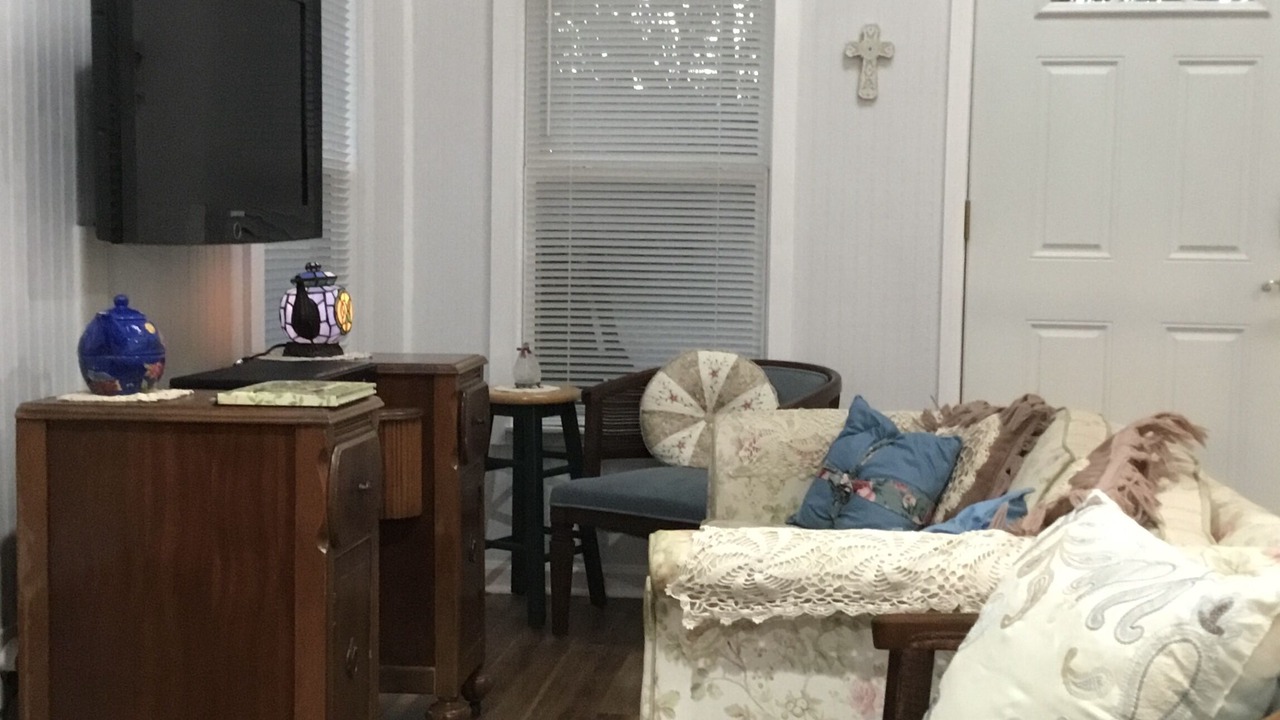 Photo of Livingroom in Round Top