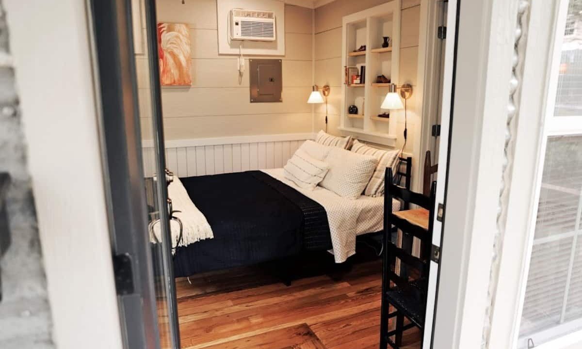 Photo of Bedroom in Brenham