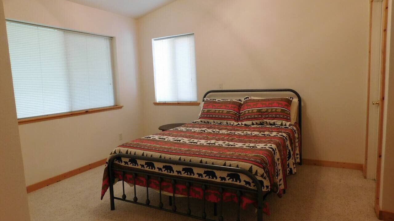 Photo of Bedroom in Cloudcroft