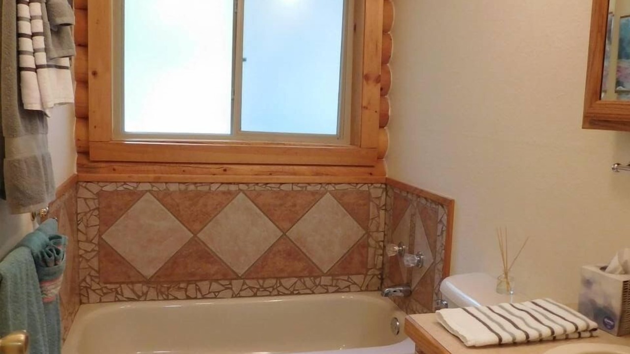 Photo of Bathroom in Cloudcroft