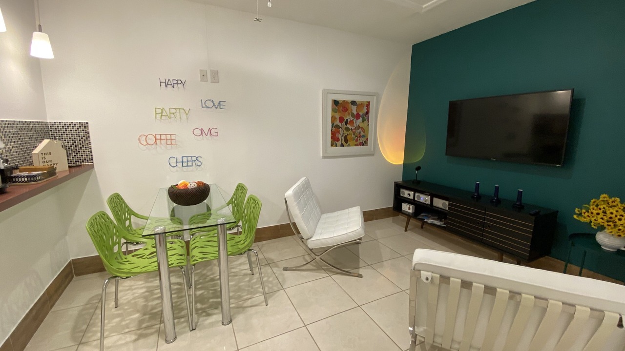 Photo of Bedroom in Town N County Park