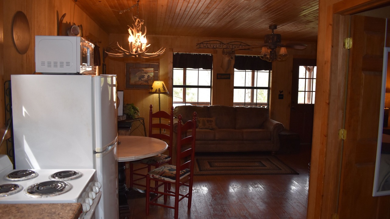 Photo of Livingroom in Walnut Shade