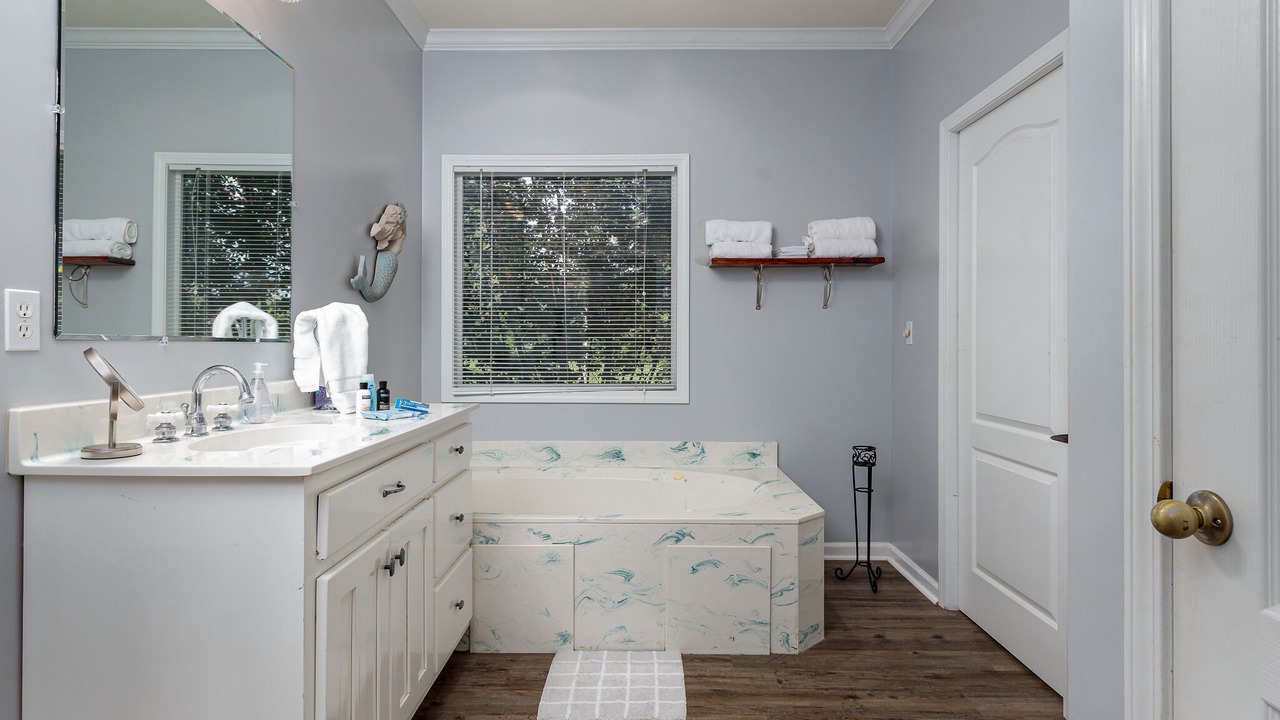 Photo of Bathroom in Rogersville