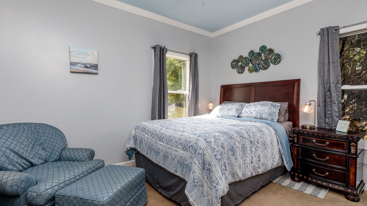 Photo of Bedroom in Rogersville