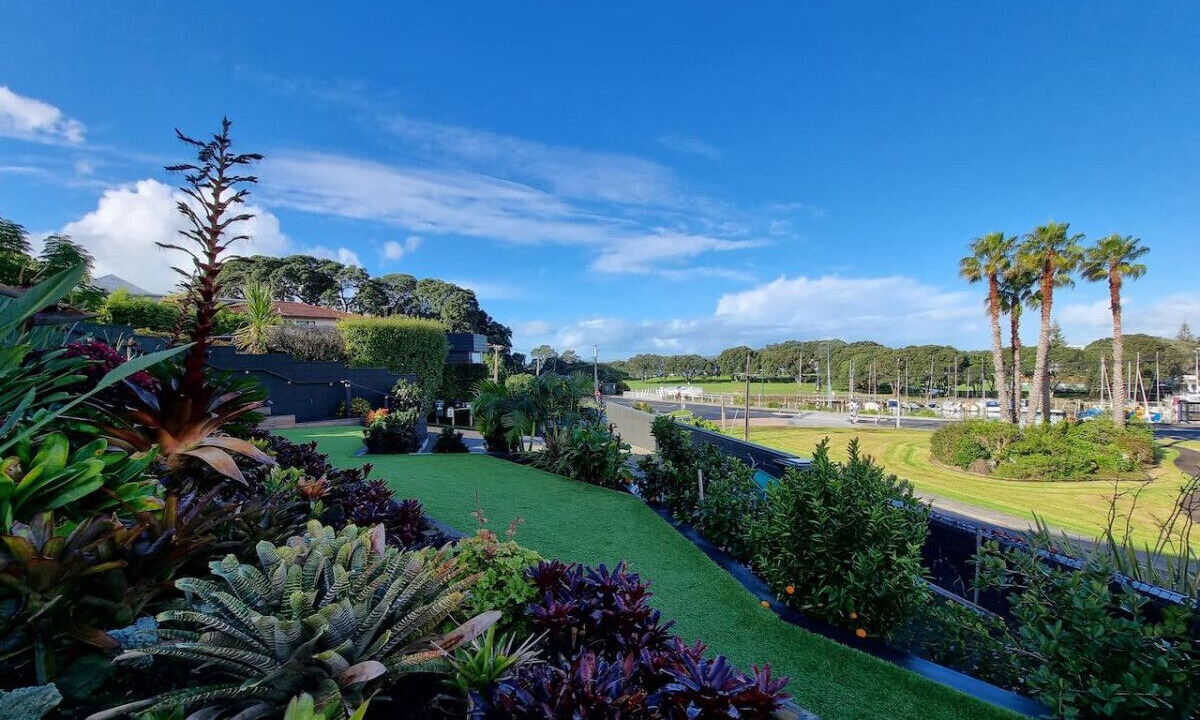 Photo of Outdoor in Castor Bay