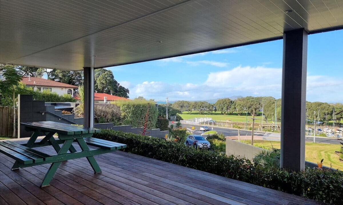 Photo of Outdoor in Castor Bay