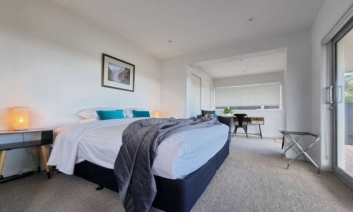 Photo of Bedroom in Castor Bay