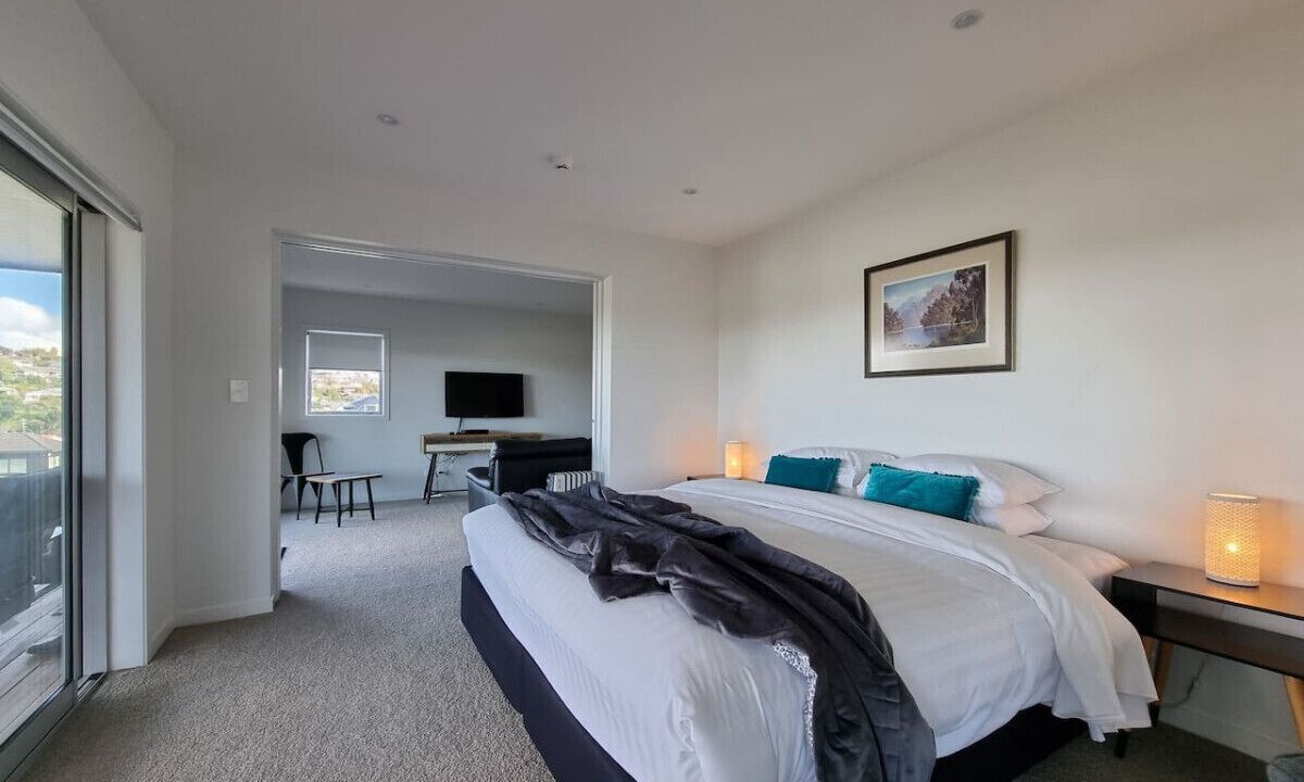 Photo of Bedroom in Castor Bay