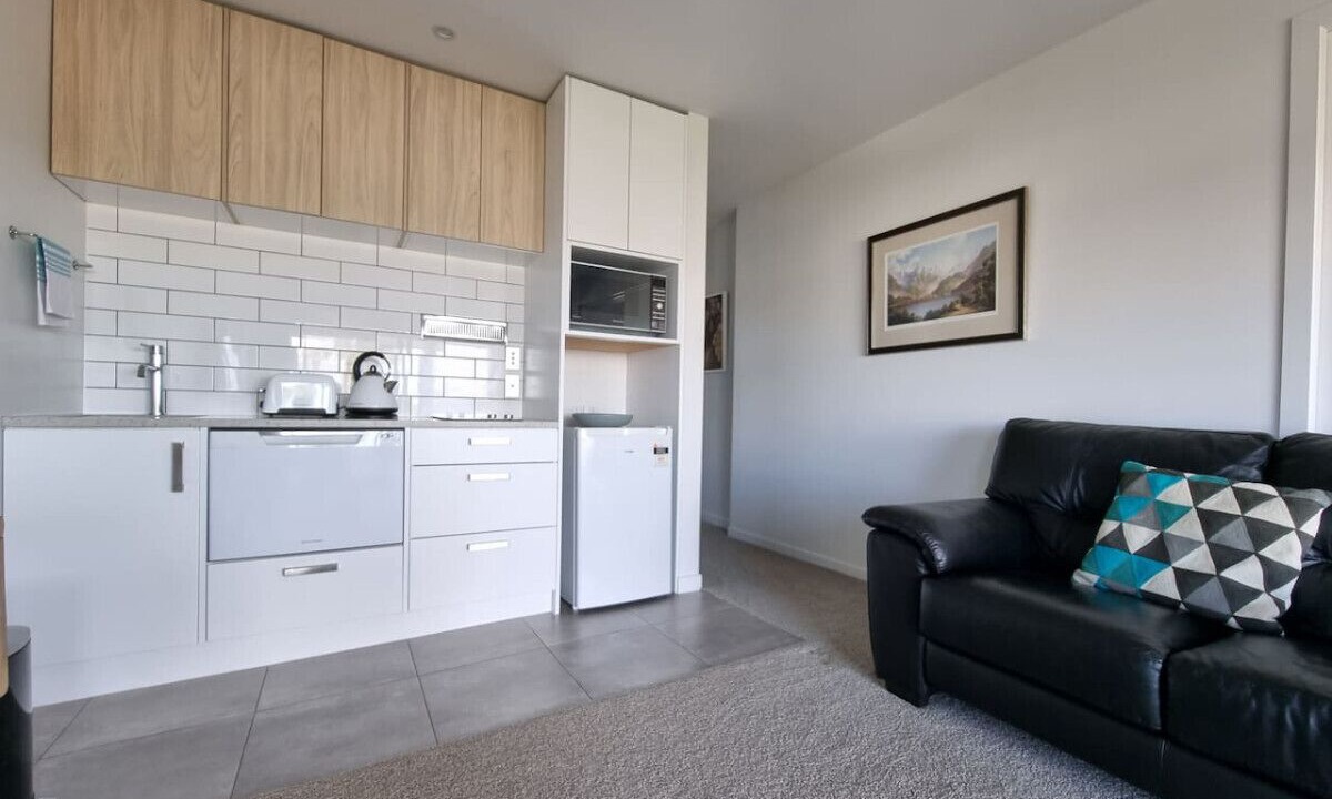 Photo of Livingroom in Castor Bay