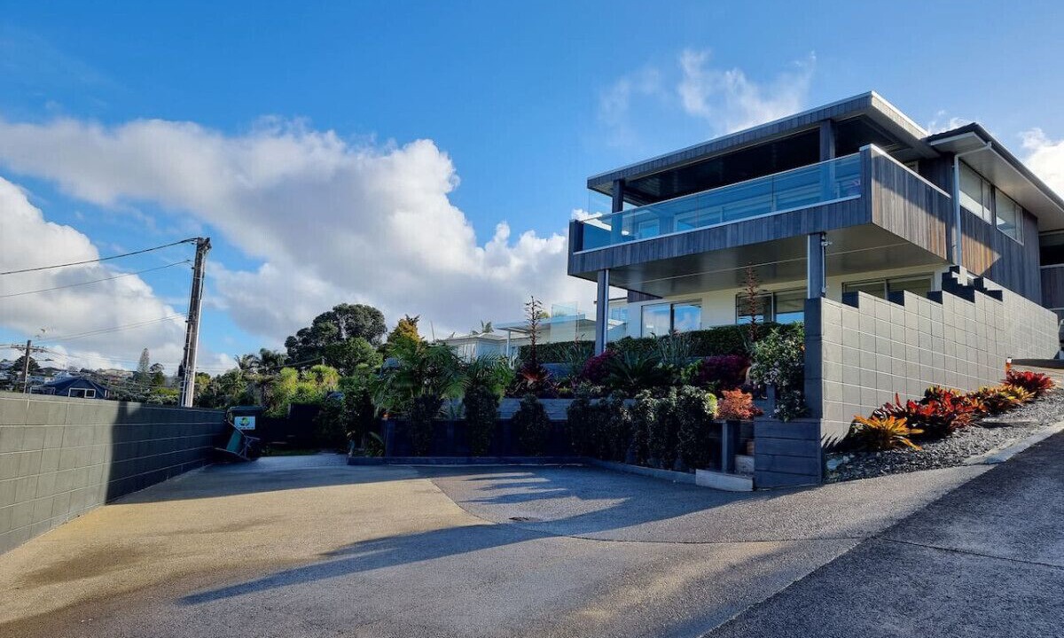 Photo of Outdoor in Castor Bay