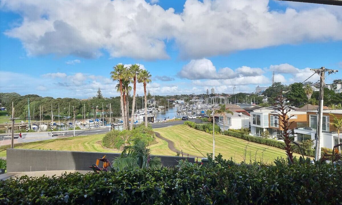 Photo of Outdoor in Castor Bay