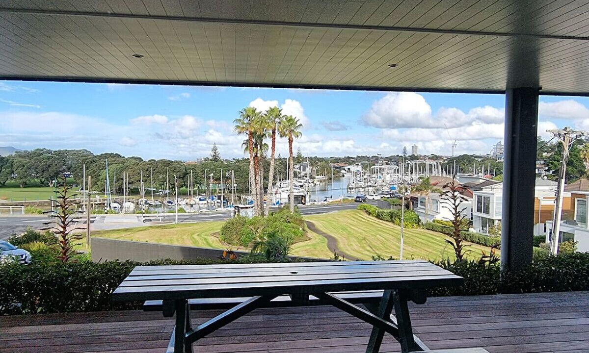 Photo of Outdoor in Castor Bay